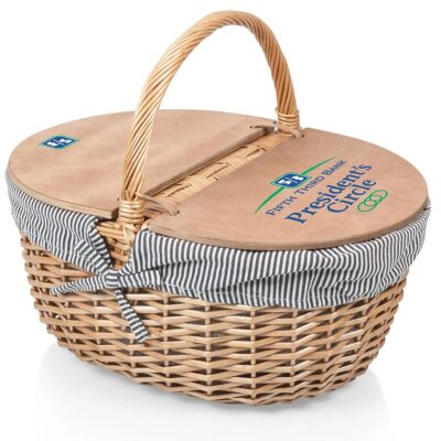 A6042 8211 Navy Blue and White Stripes