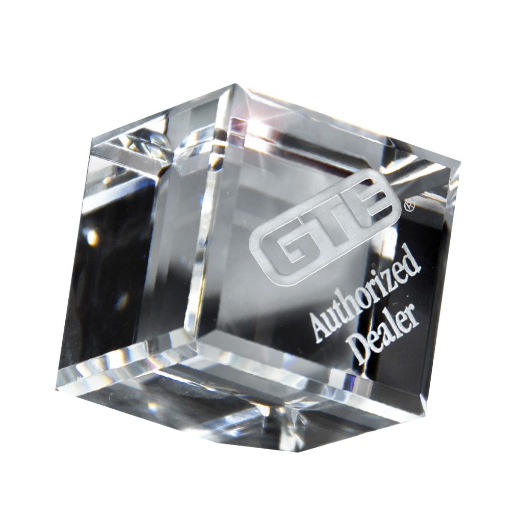 Large Cube Award - 10008_group