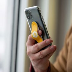 Momostick™ Phone Grip - AMMS1-LIFE-3