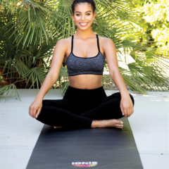 Lightweight Yoga Mat - yogamatinuse