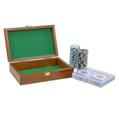 Fun on the Go Games – Poker Chip Box - FUN ON THE GO GAMES -POKER CHIP BOX_Open