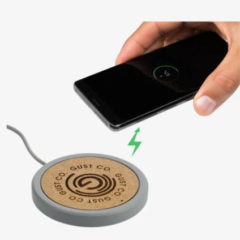 Set in Stone Fast Wireless Charging Pad - inUse