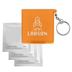 Antiseptic Wipes in Carrying Case Keychain - 90024_FSTORN_Padprint