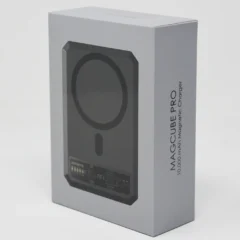 Magcube Pro Mobile Phone Charger - Packaging_1bb9c438-3a05-4f9e-8c06-b3a05c8f030a_820x