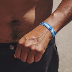 One Time Use Wrist Band – 1/2″ Wide - Q110In Use