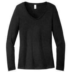District® Women’s Perfect Tri® Long Sleeve V-Neck Tee - District