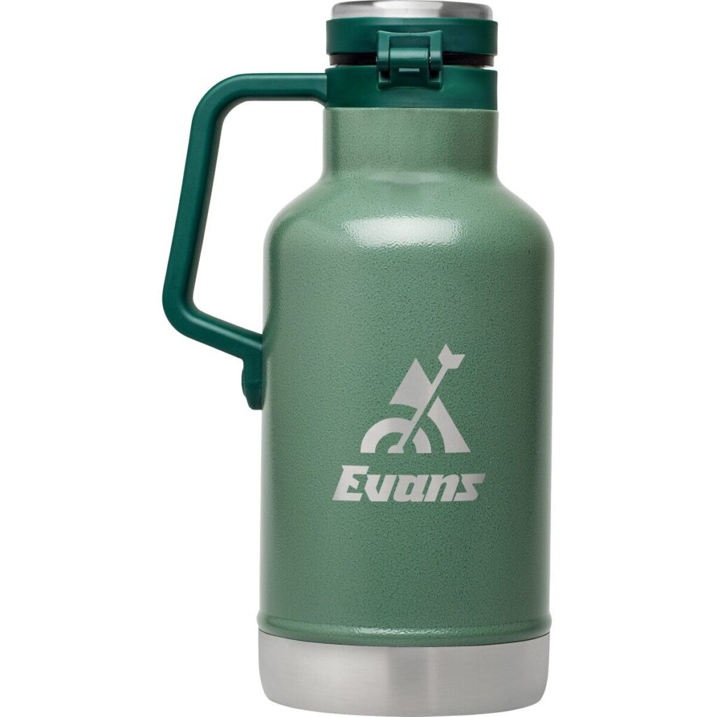 Stanley® Classic Vacuum Growler – 64 oz - L1572 8211 Green