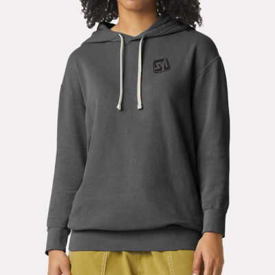 Comfort_Colors_1467_Pepper_Front_High_Model